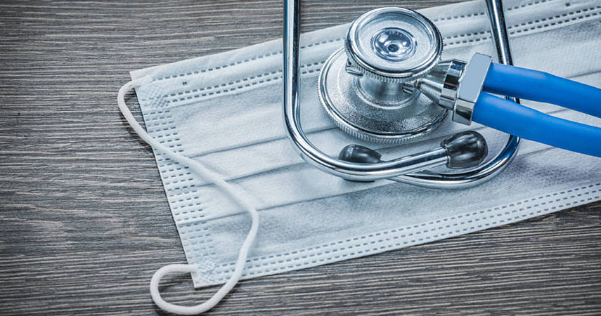 Cad ba cheart dom aird a thabhairt air agus sreang droichead srón masc á roghnú agam?